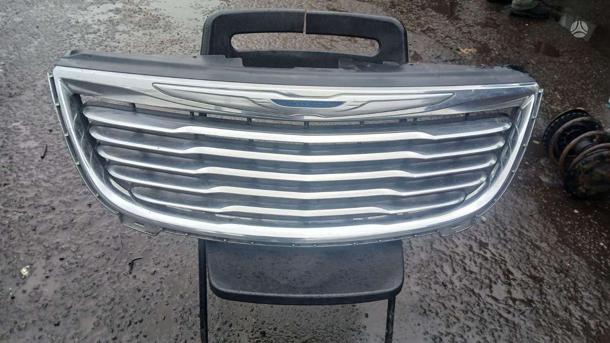Chrysler Town & Country dalimis