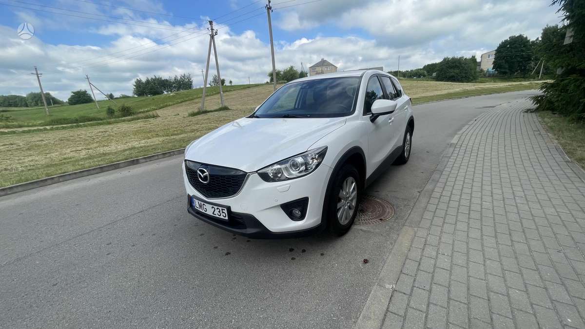 Mazda CX-5, 2.2 l., off-road / crossover