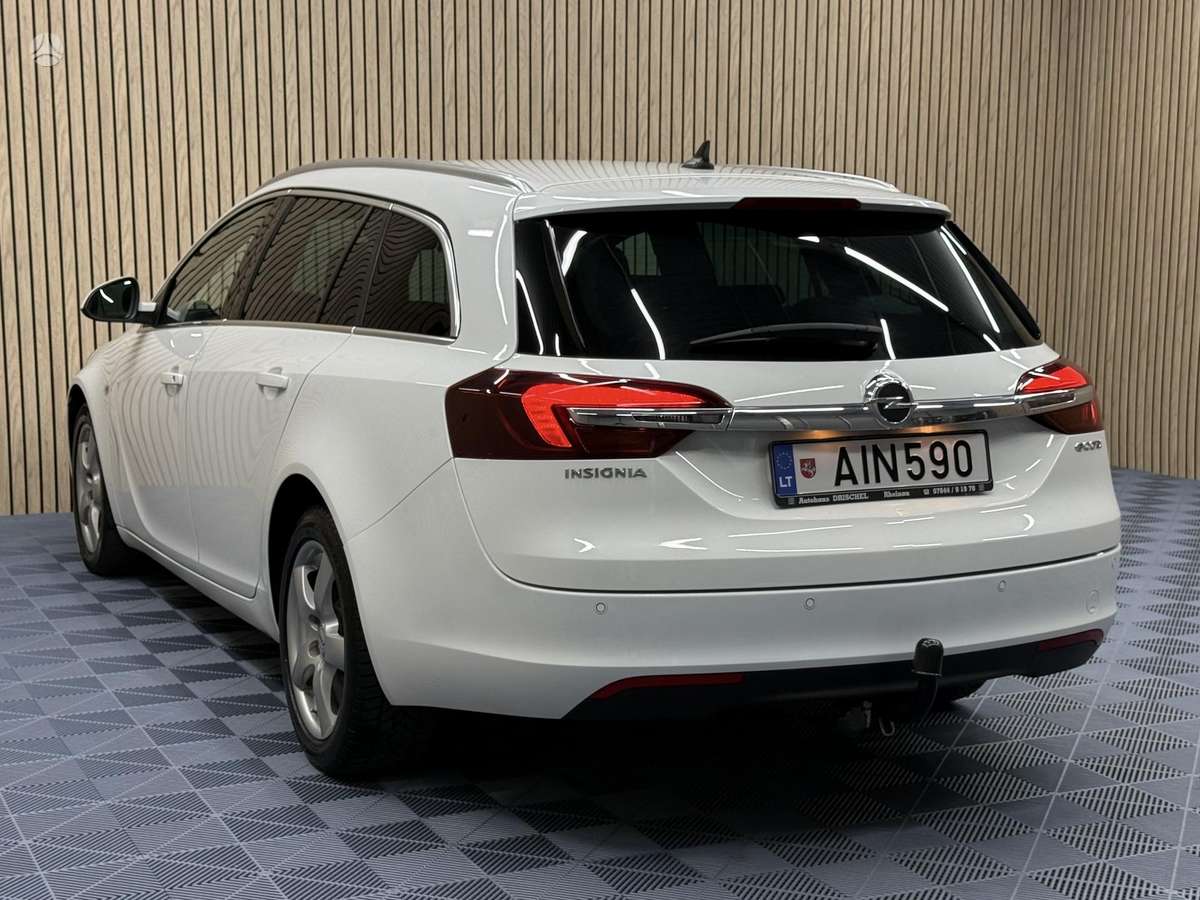 Opel Insignia, 2.0 l., wagon