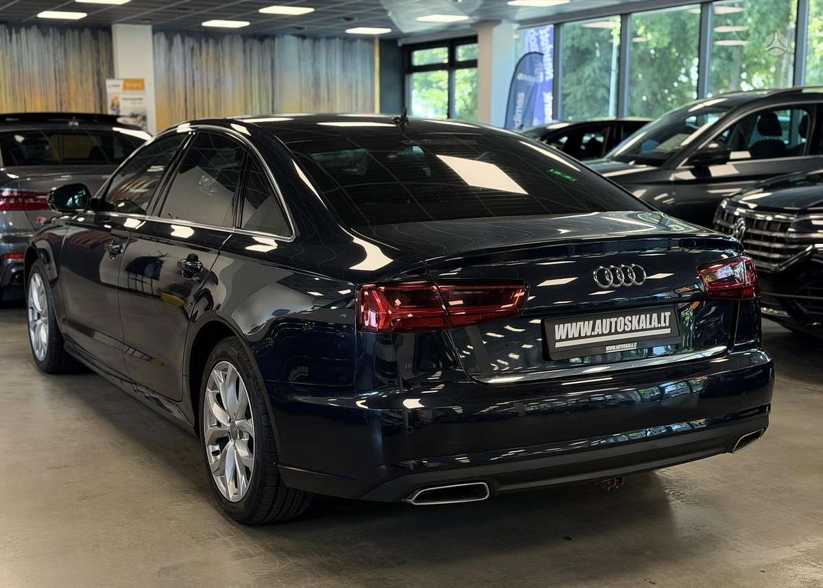 Audi A6, 2.0 l., Седан