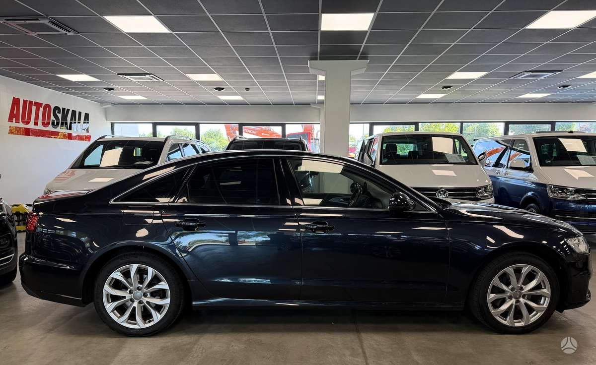Audi A6, 2.0 l., Седан