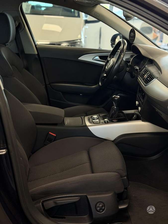 Audi A6, 2.0 l., Седан