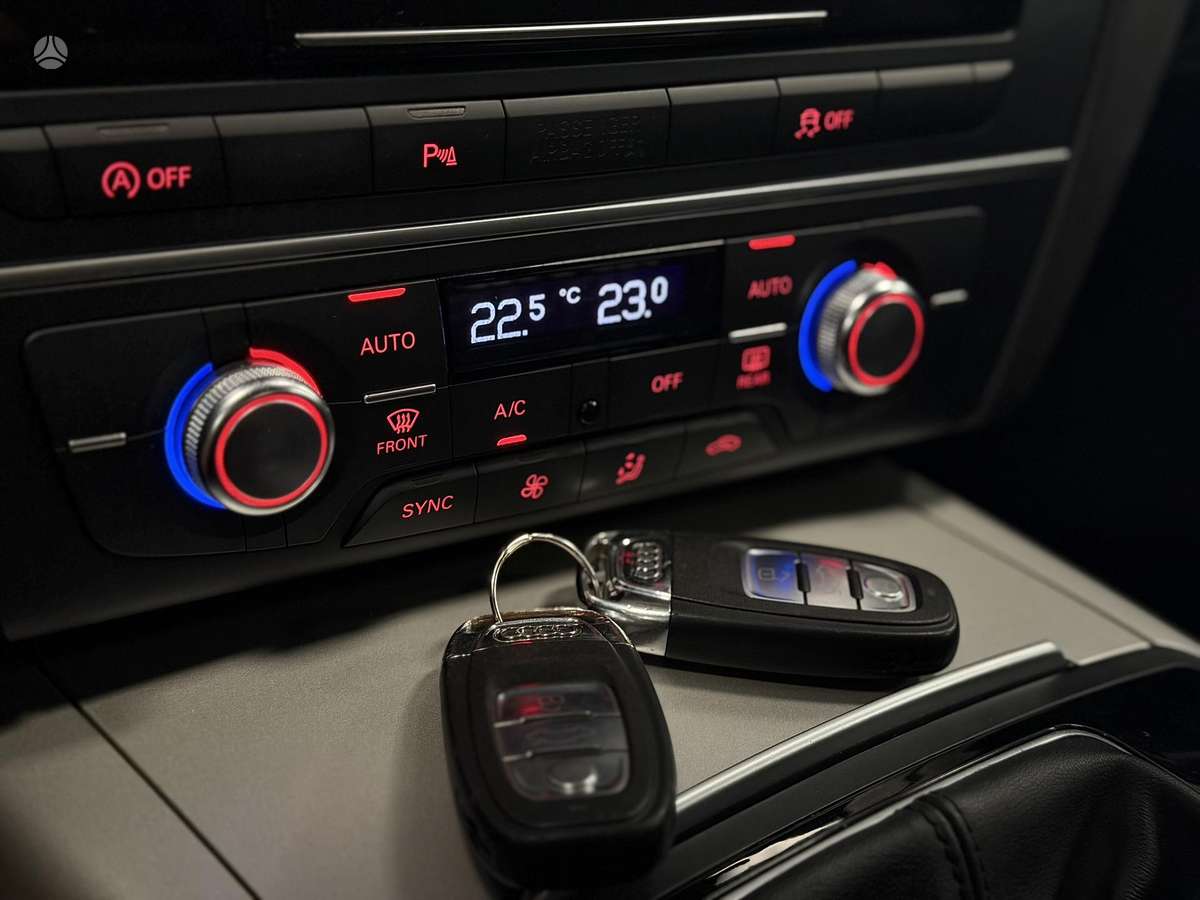 Audi A6, 2.0 l., Седан