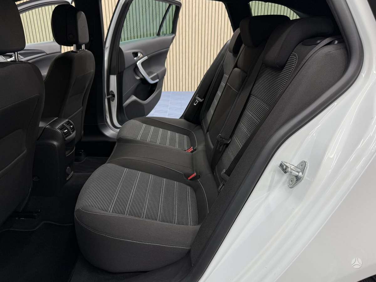 Opel Insignia, 2.0 l., universalas