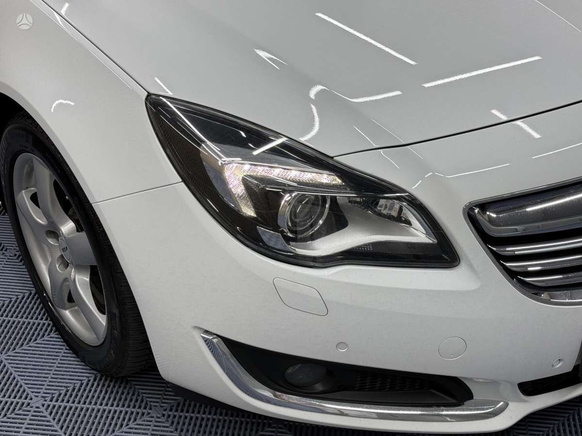 Opel Insignia, 2.0 l., universalas