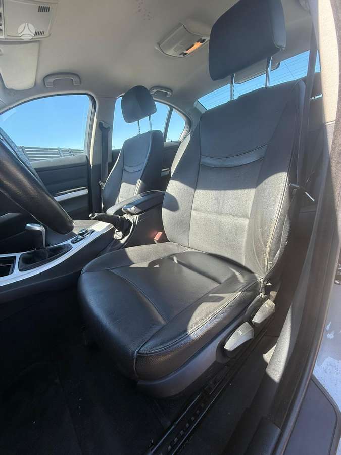 BMW 320, 2.0 l., sedanas
