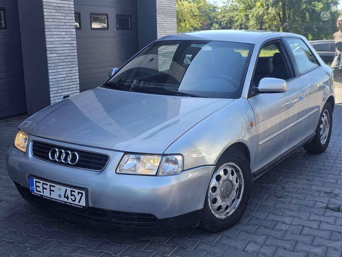 Audi A3, 1.6 l., Хэтчбек