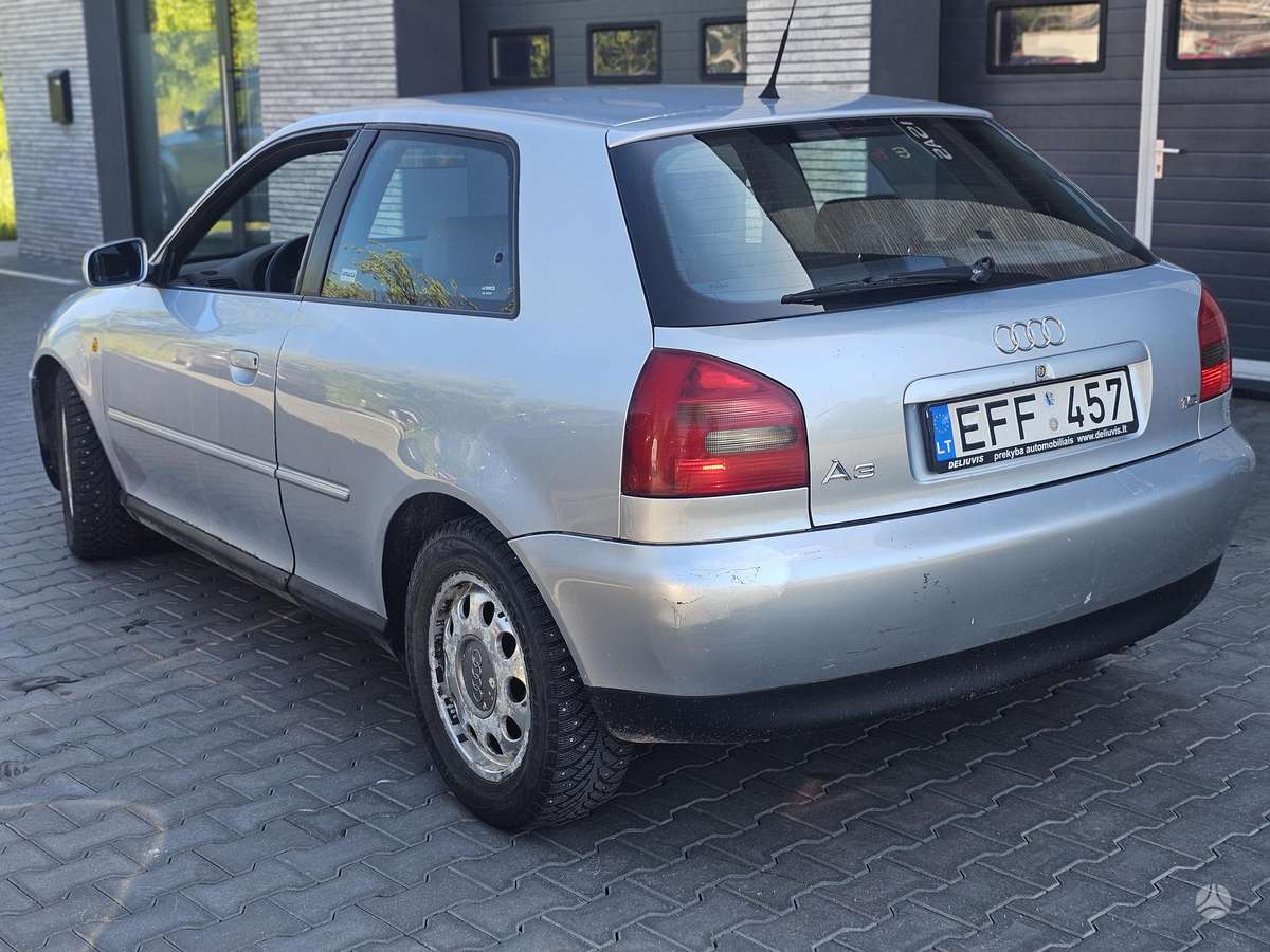 Audi A3, 1.6 l., hatchback