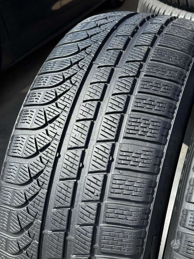 Pirelli P Zero, winter 245/45 R20