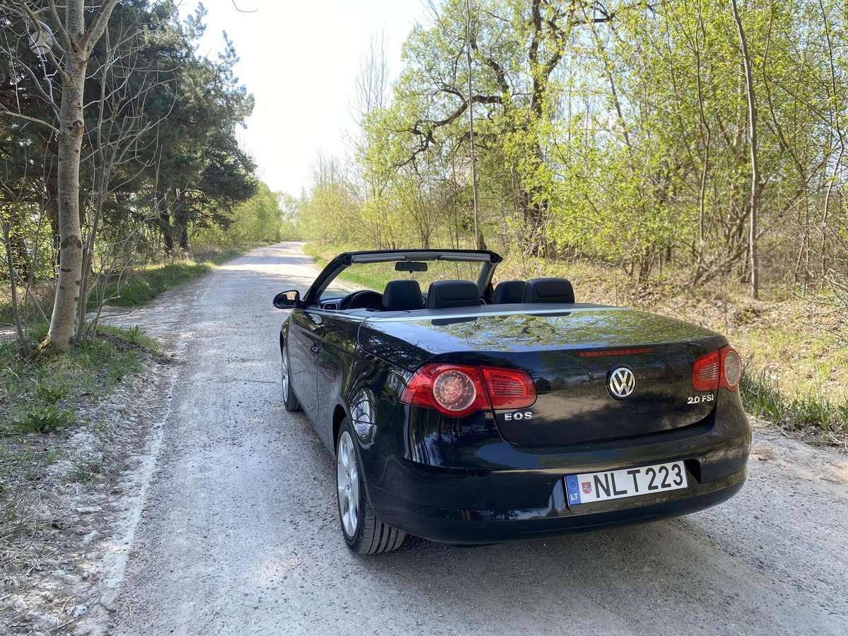 Volkswagen Eos, 2.0 l., convertible