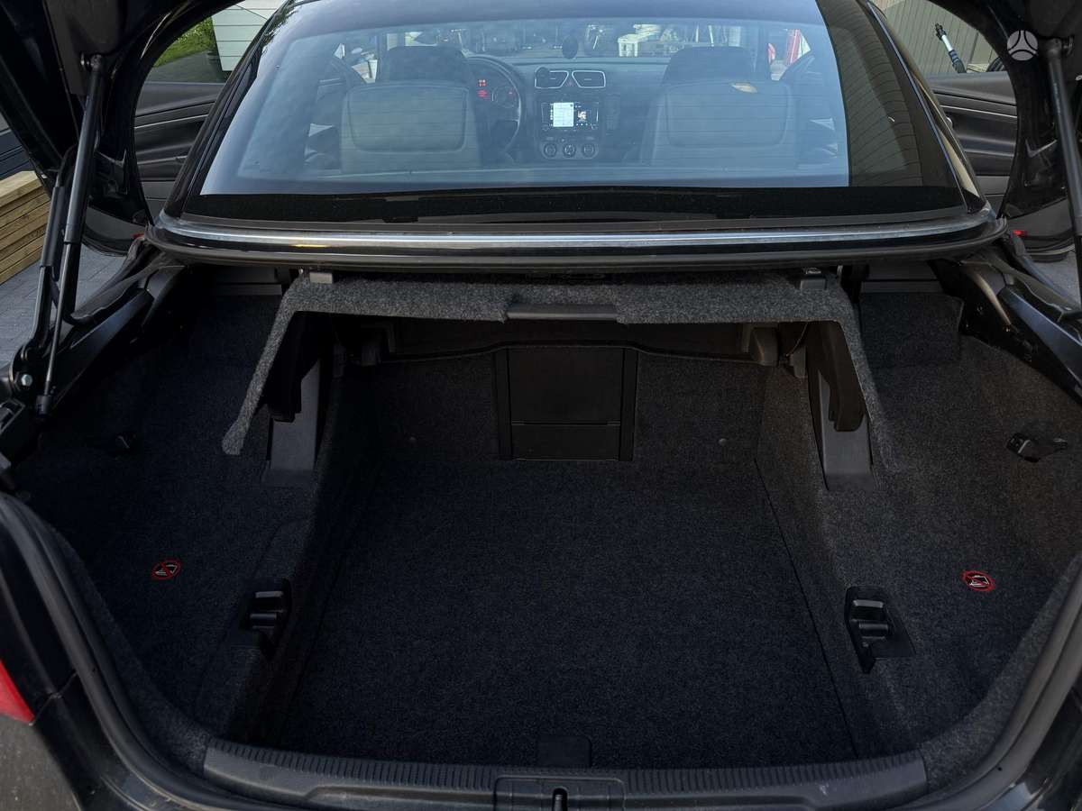 Volkswagen Eos - 12