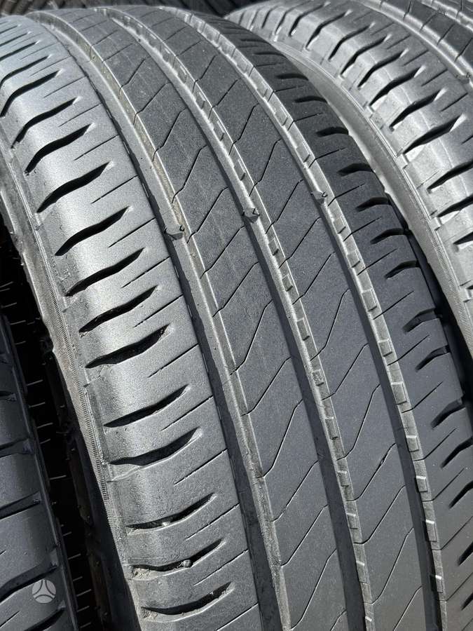 Michelin AGILIS 3, summer 215/65 R16