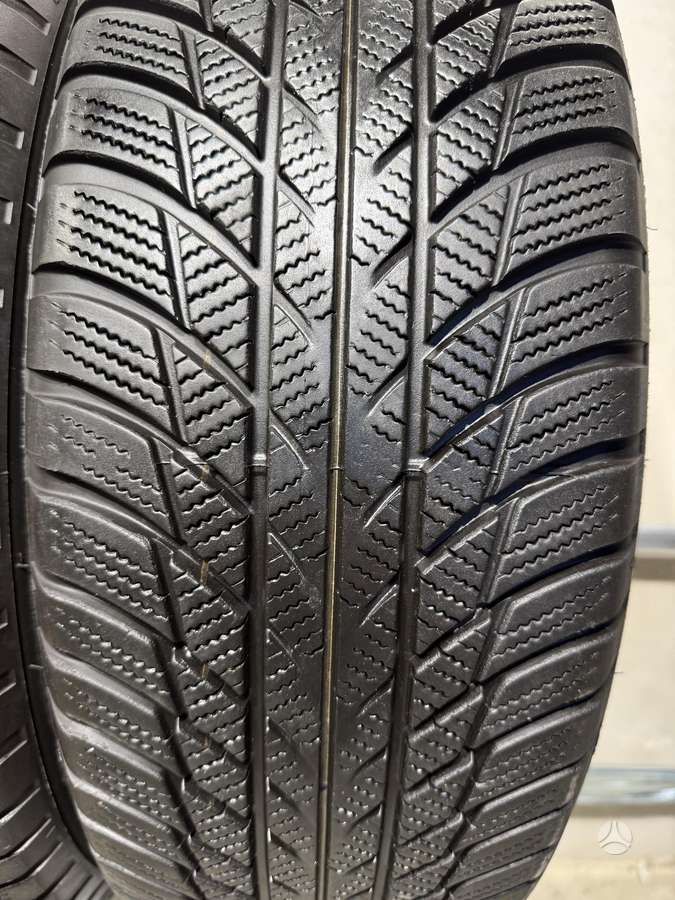 Bridgestone Blizzak lm001, winter 215/65 R17