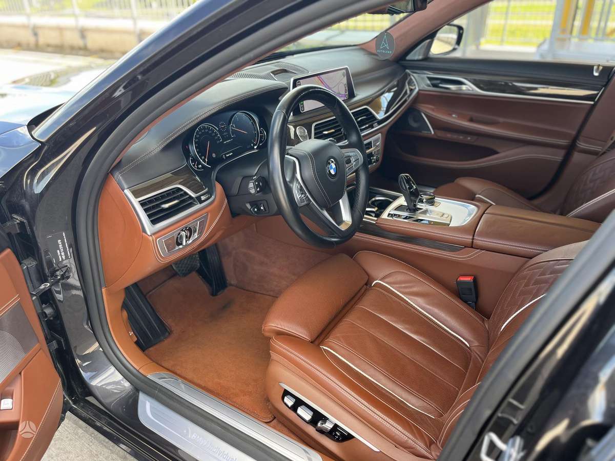 BMW 730, 3.0 l., Седан