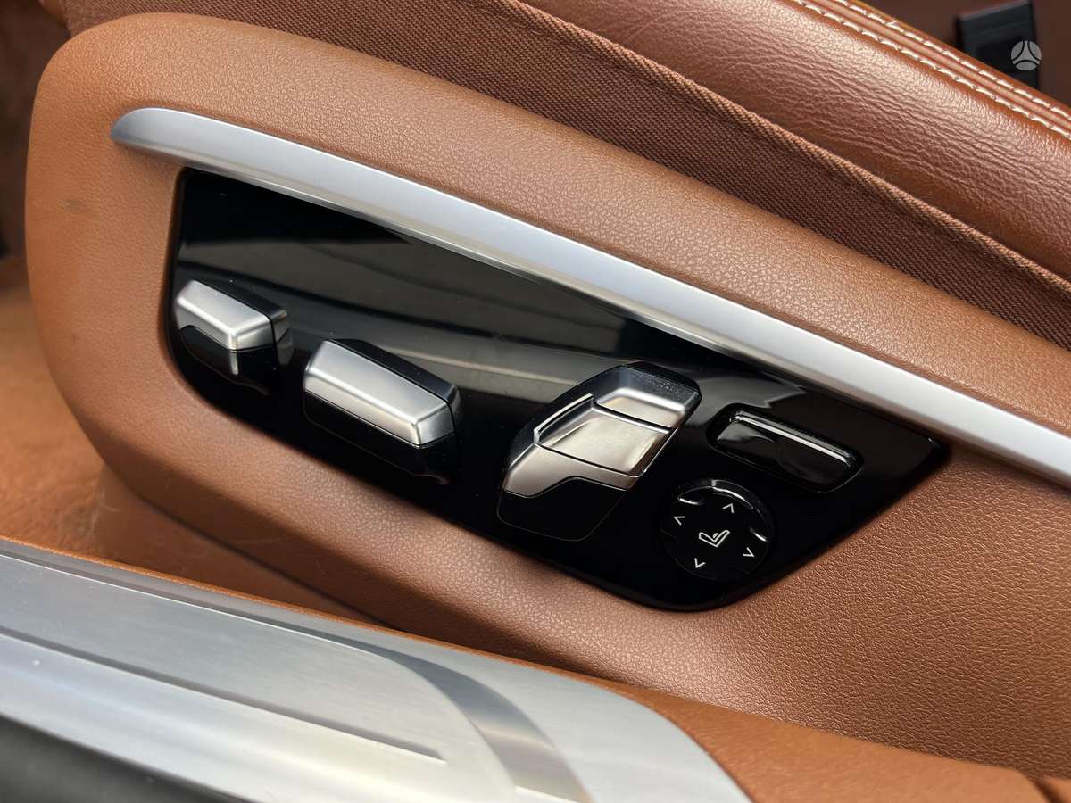 BMW 730, 3.0 l., Седан