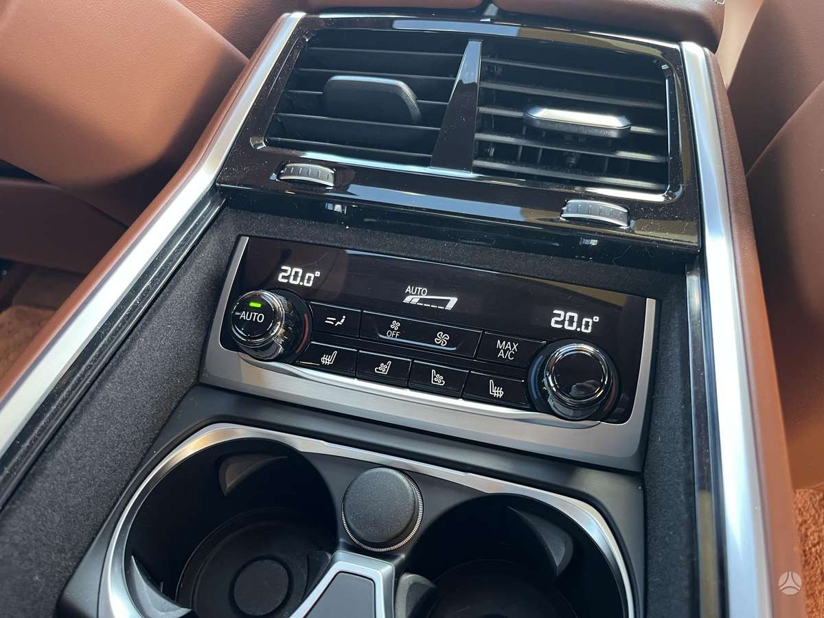 BMW 730, 3.0 l., Седан