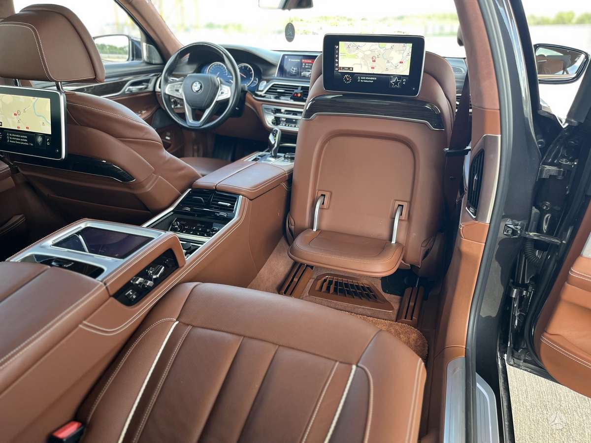 BMW 730, 3.0 l., Седан