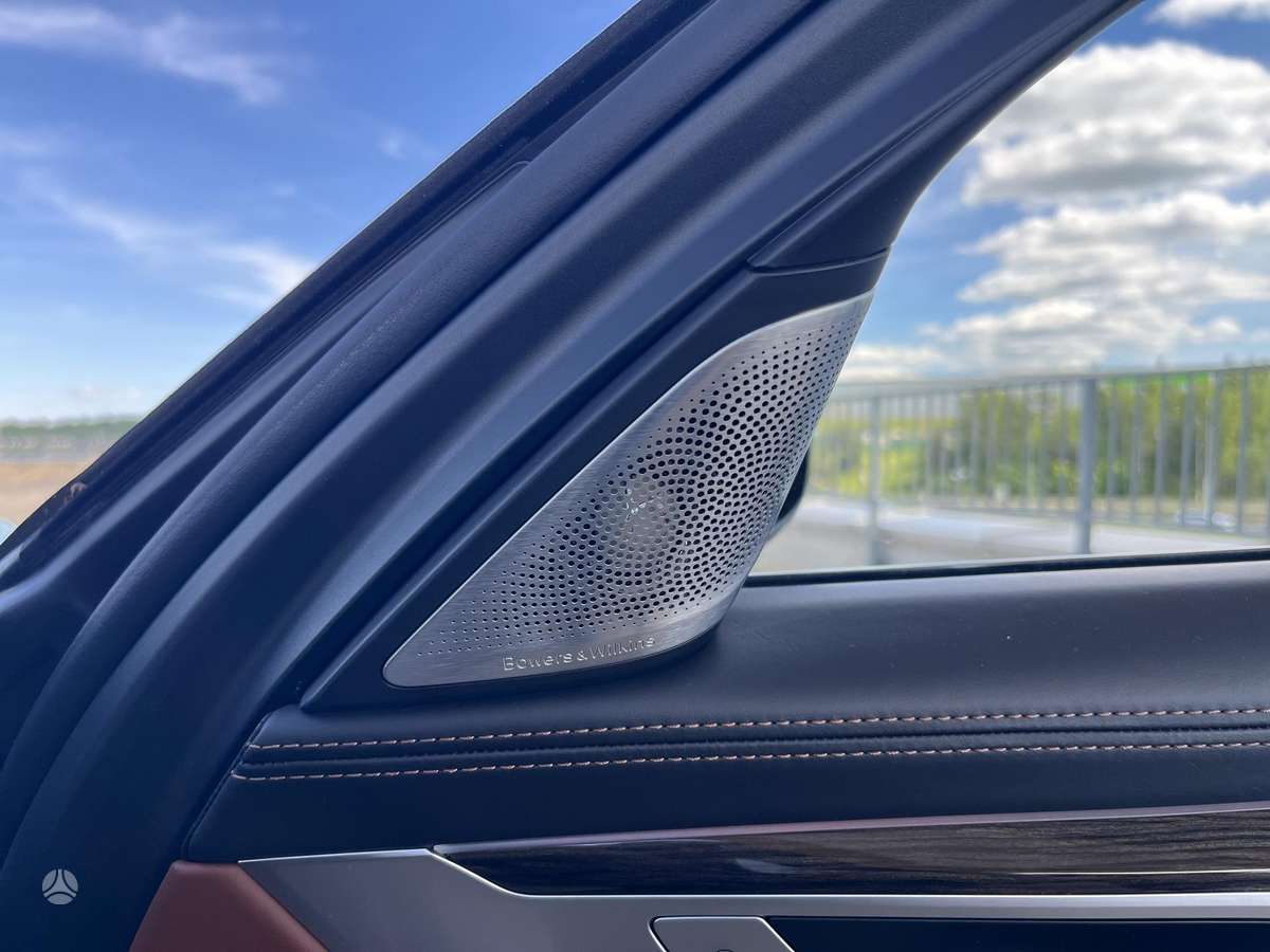 BMW 730, 3.0 l., Седан