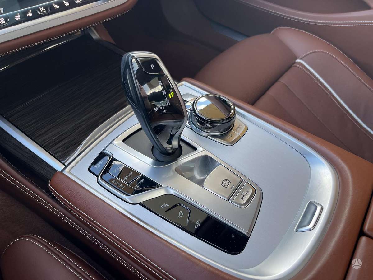 BMW 730, 3.0 l., Седан