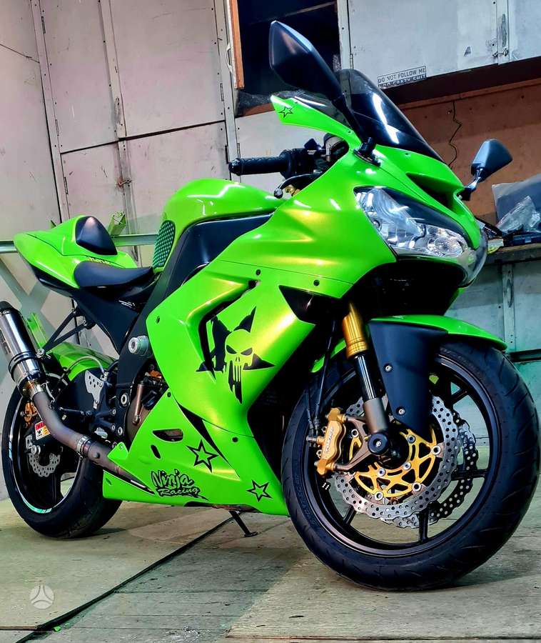 Kawasaki ZX/ZX-R (Ninja) 1000cc, sportiniai / superbikes 2005 m
