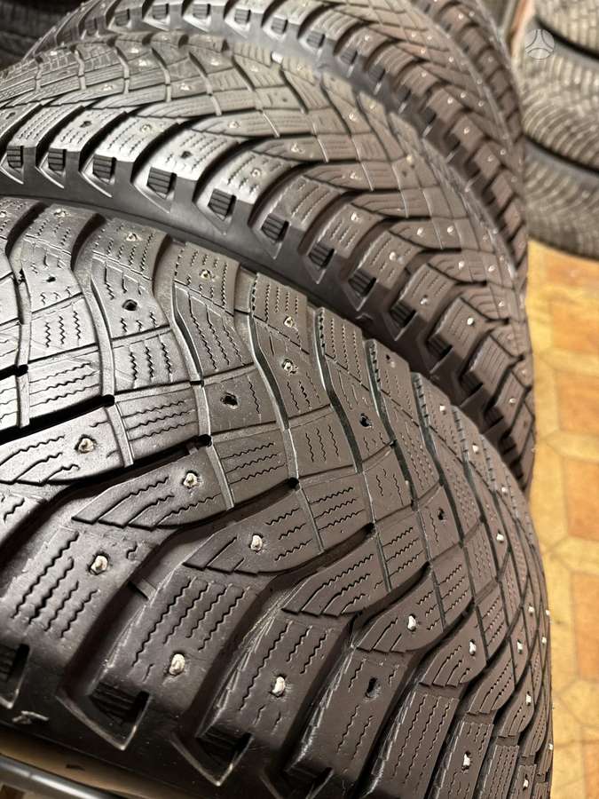 Goodyear UltraGrip Arctic2, зимние 235/55 R18
