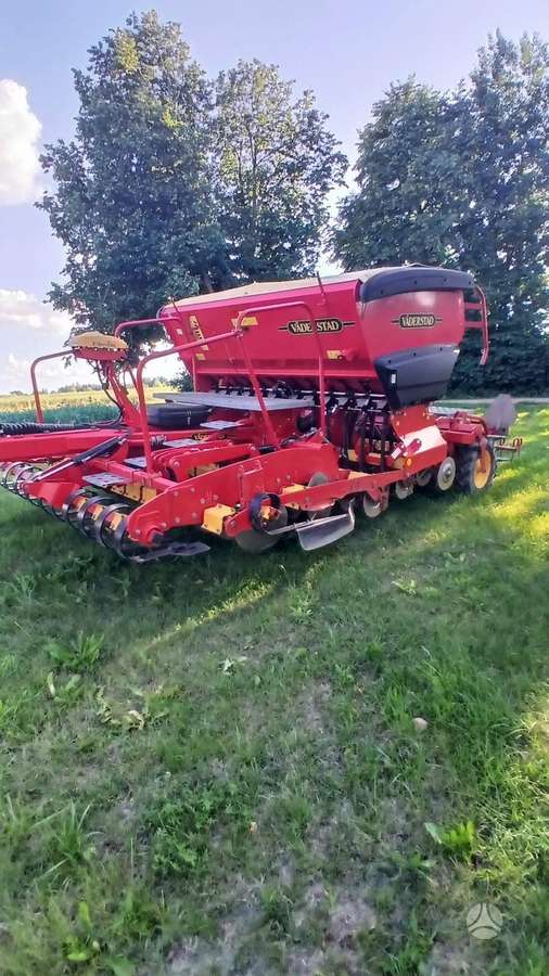 Vaderstad Rapid 300C, seeders, planters