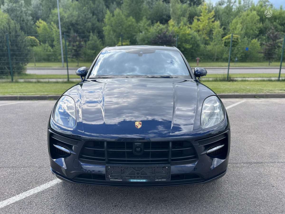 Porsche Macan - 2