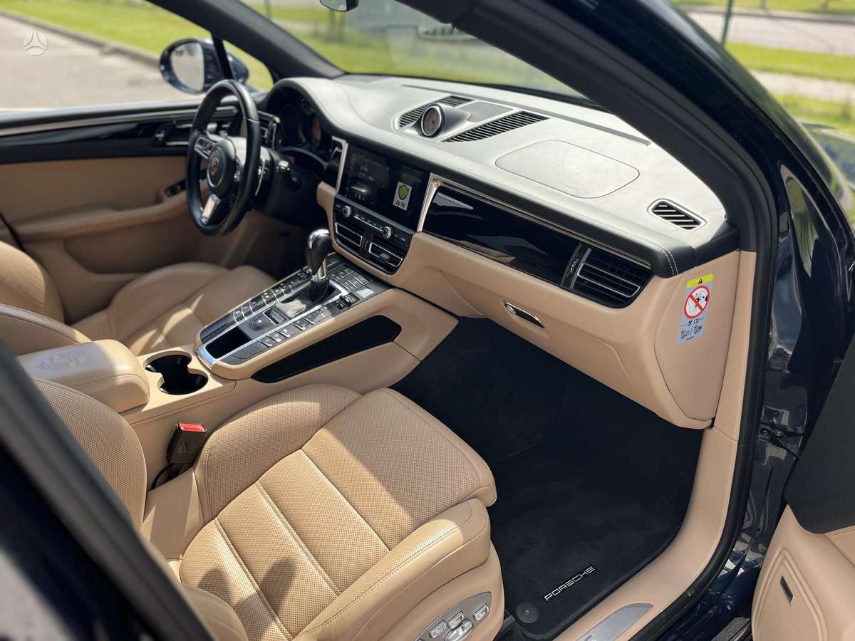 Porsche Macan - 11