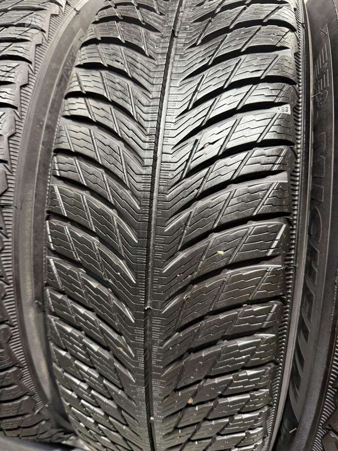 Michelin Pilot alpin5/2023m, winter 215/65 R17