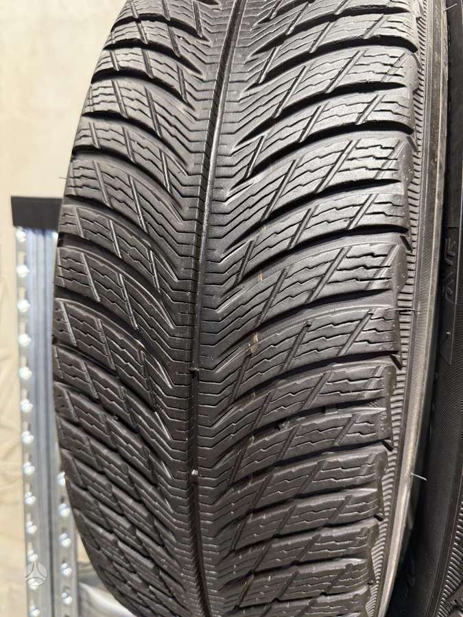 Michelin Pilot alpin5/2023m, winter 215/65 R17