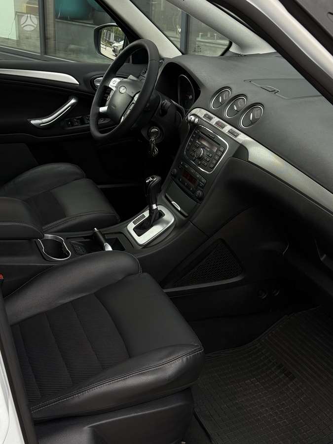 Ford S-MAX, Минивэн
