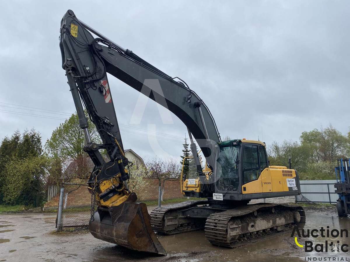 Volvo EC 290 C L, экскаваторы
