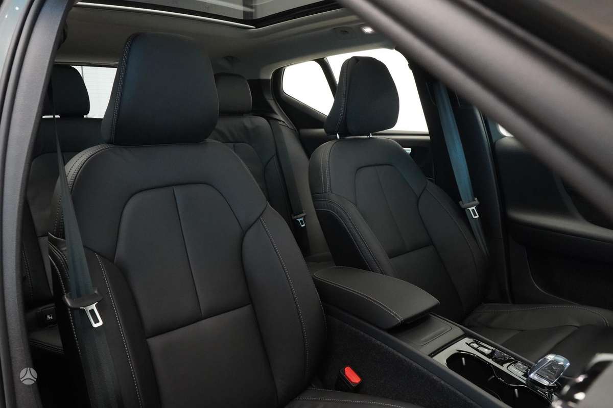 Volvo XC40 - 11