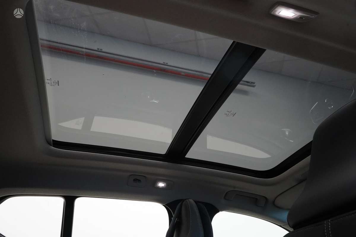 Volvo XC40 - 12