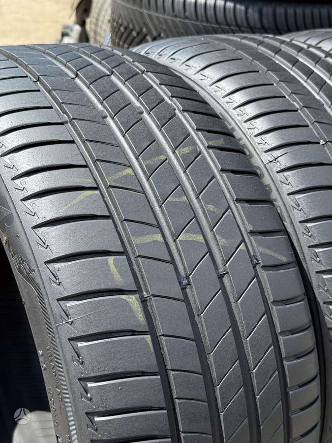 Bridgestone TURANZA T005, летние 245/40 R19