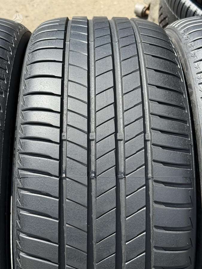 Bridgestone TURANZA T005, летние 245/40 R19