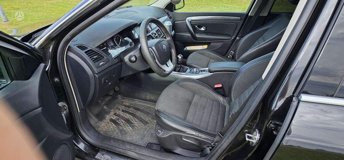 Renault Laguna - 10