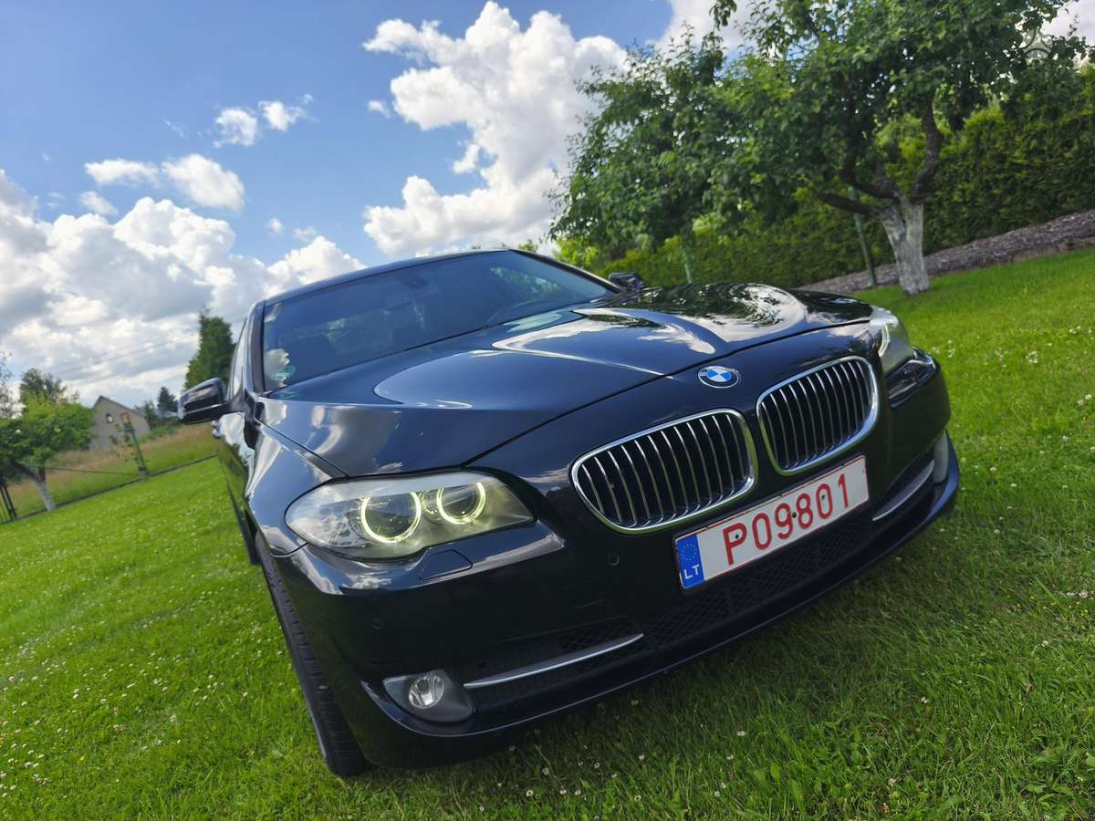 BMW 520, 2.0 l., Седан