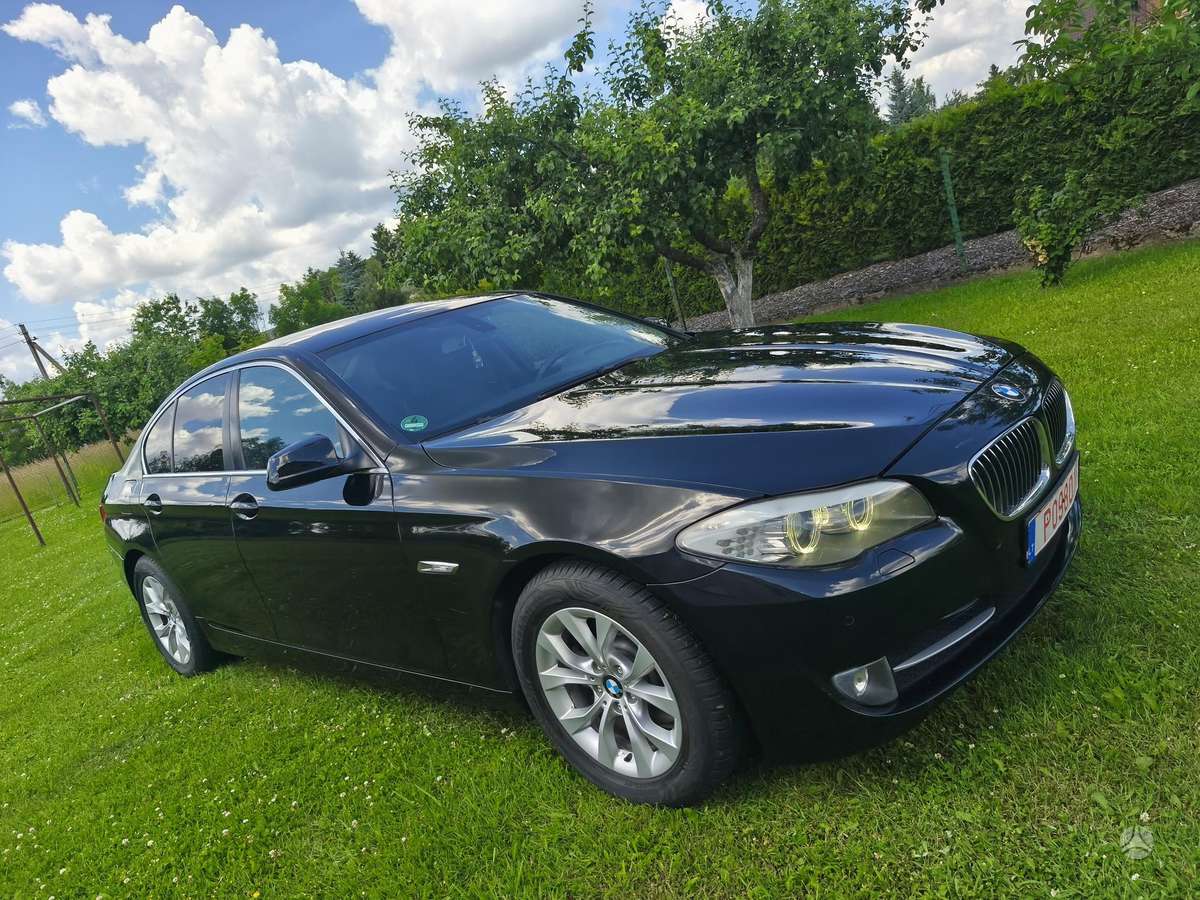 BMW 520, 2.0 l., Седан