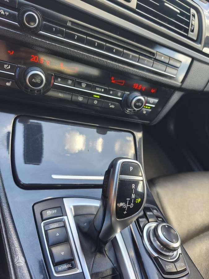 BMW 520, 2.0 l., Седан