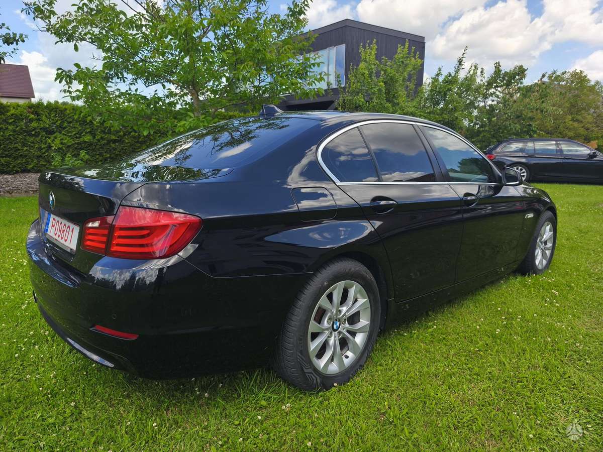 BMW 520, 2.0 l., Седан