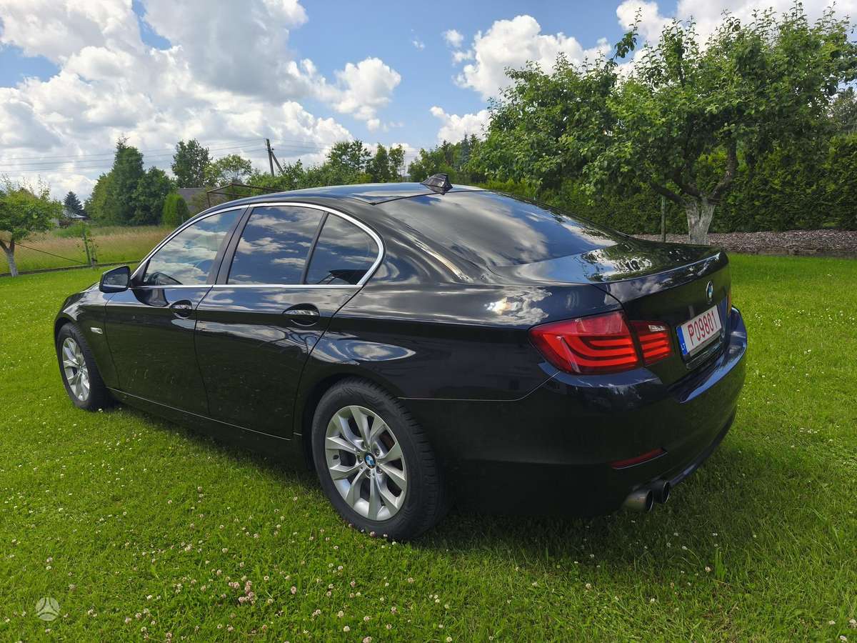 BMW 520, 2.0 l., Седан