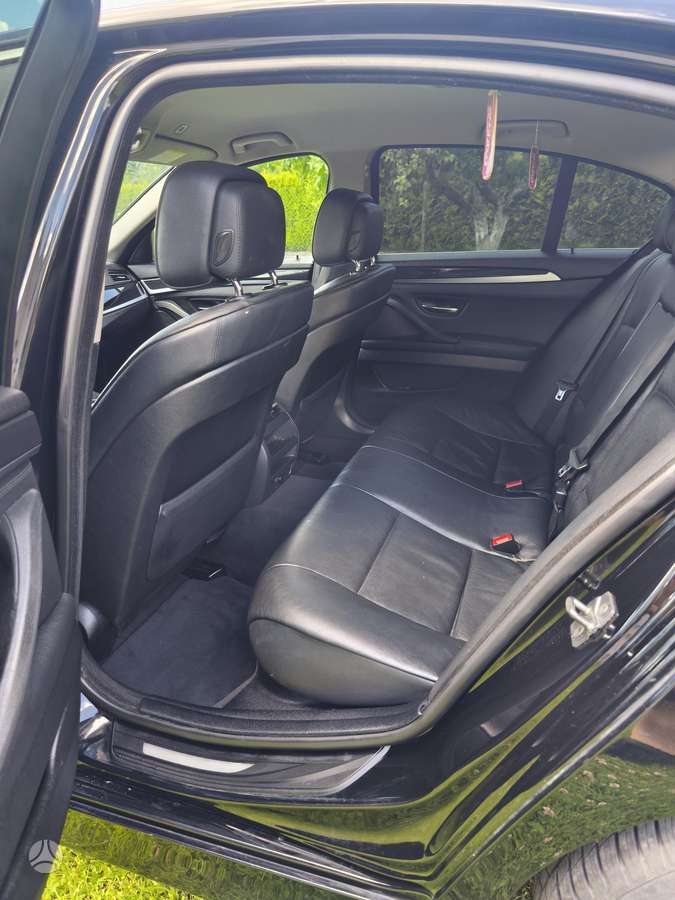 BMW 520, 2.0 l., Седан