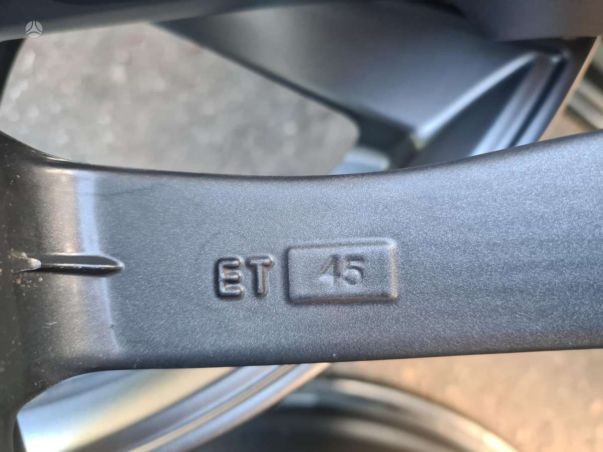 Audi A4, light alloy, R18