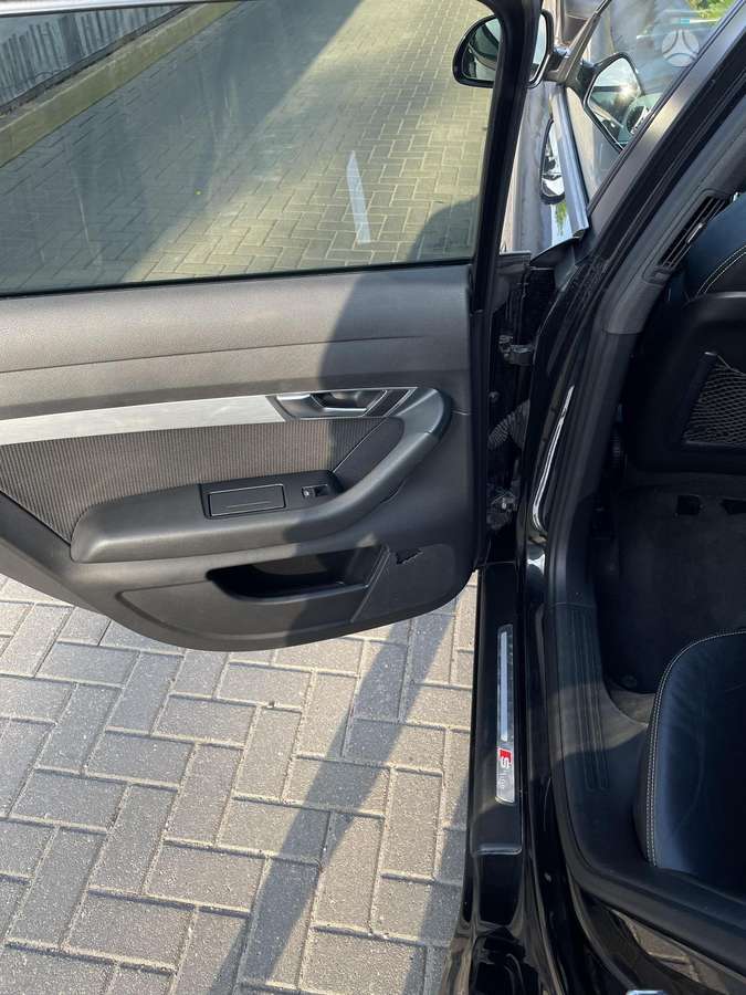 Audi A6, 3.0 l., universalas