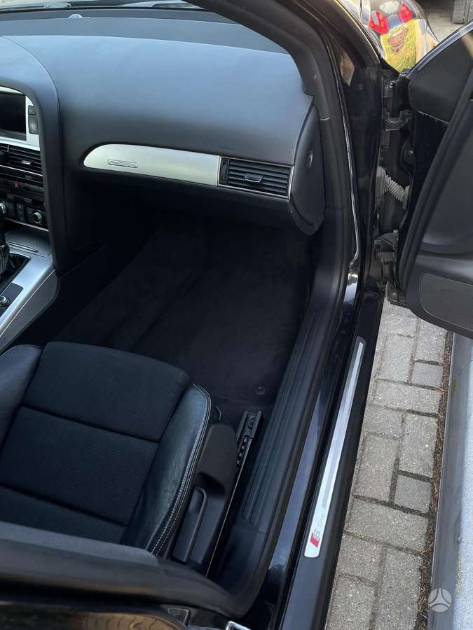 Audi A6, 3.0 l., universalas