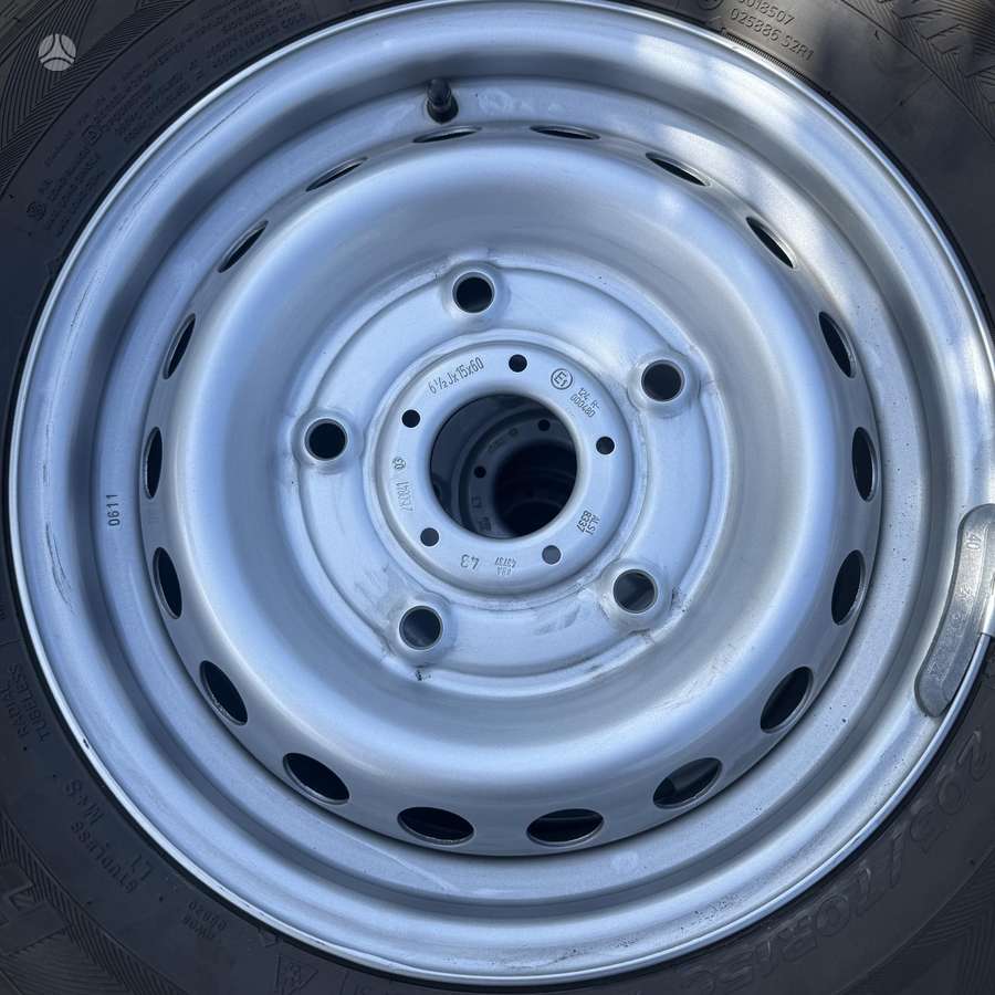 Ford Transit, tērauda apzīmogoti, R15