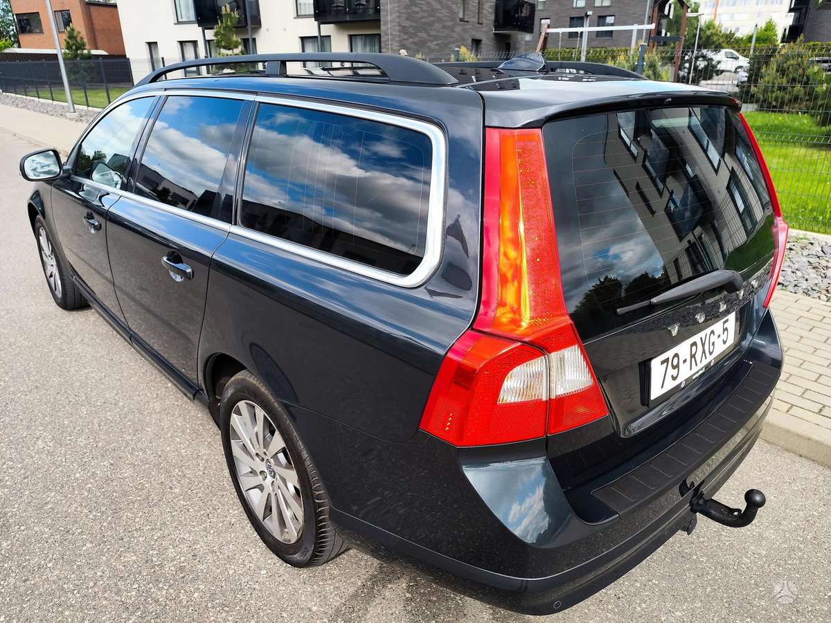 Volvo V70, 2.0 l., Универсал