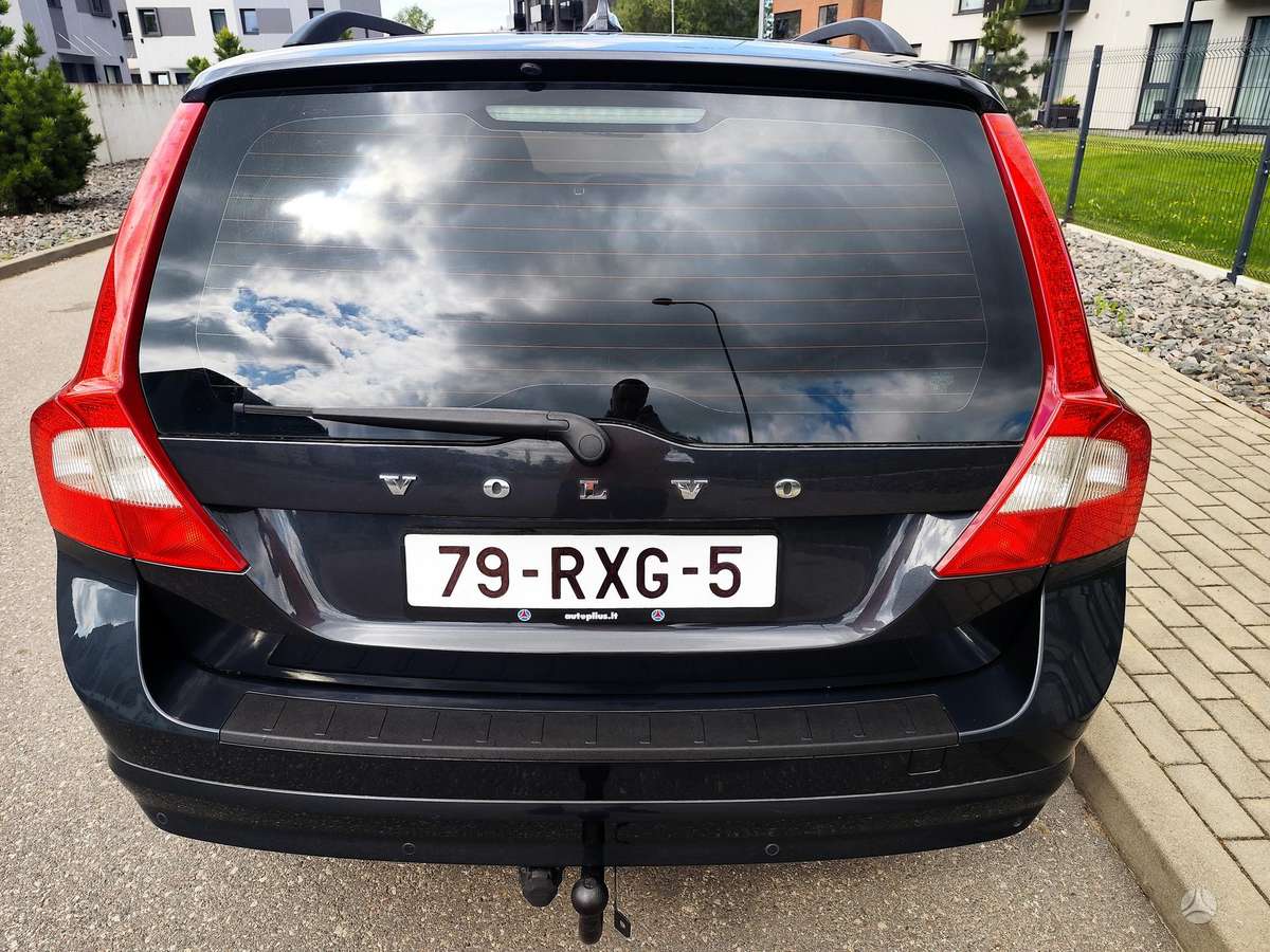 Volvo V70, 2.0 l., Универсал