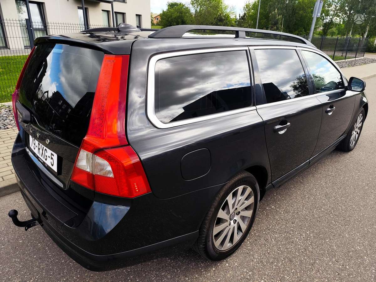 Volvo V70, 2.0 l., Универсал